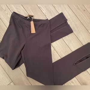 NWT SKIMS||Outdoor split hem legging , in Ash Pull on Pants Straight Leg Yoga S